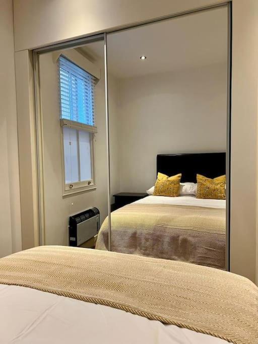 Spacious 2bed/2bath Flat Next To Eye Londra